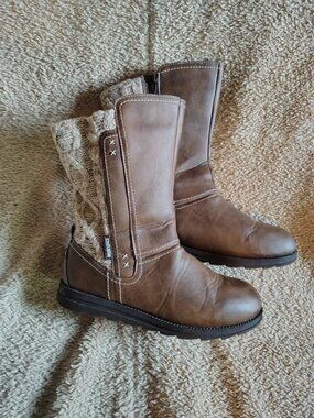 Muk Luks Women's Cable Knit Faux Leather Sherpa Lined Boots Full Zip Size 10